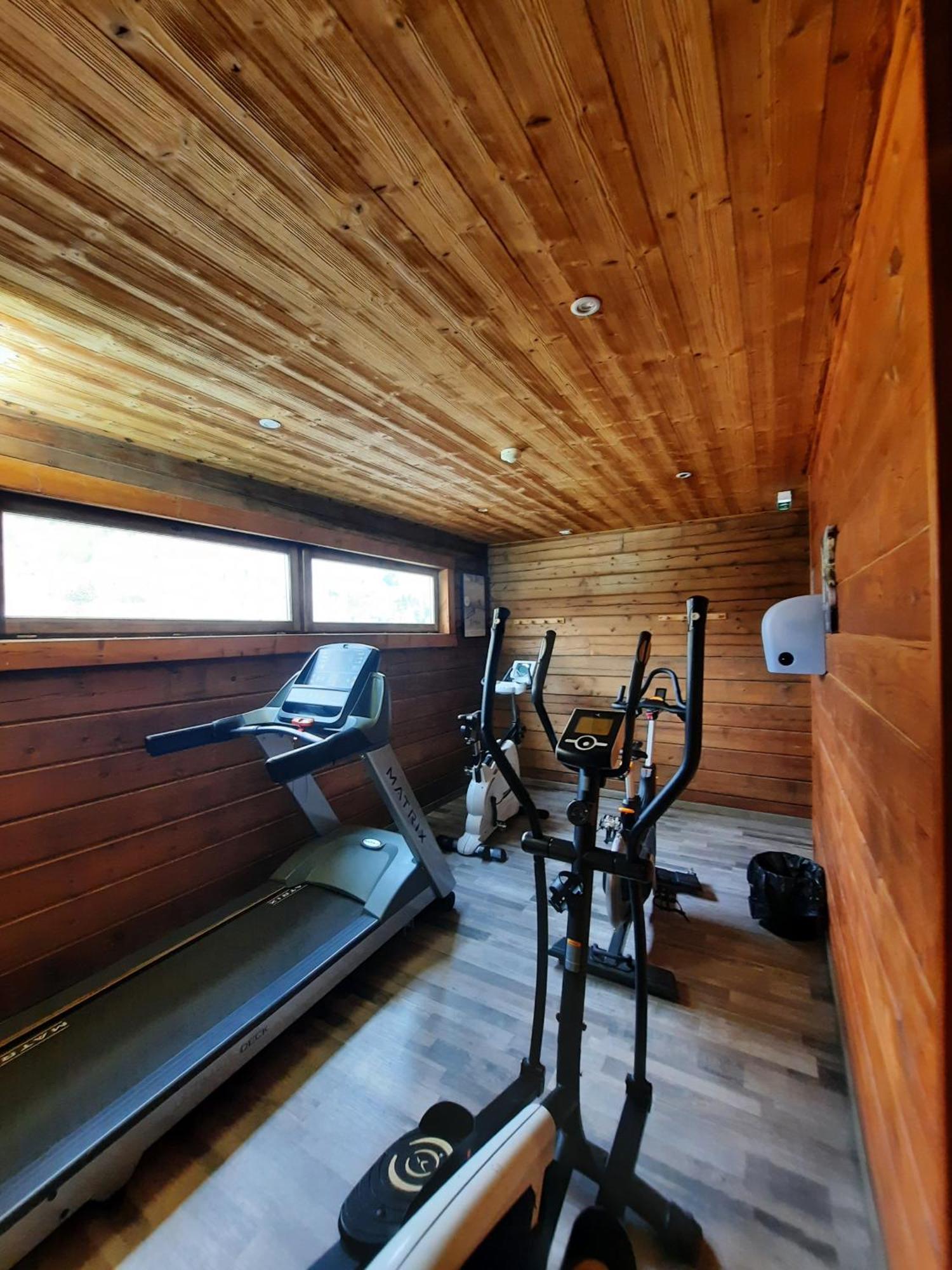 Bois de Champelle- 94 Magnifique Chalet-10 pers Morillon Extérieur photo